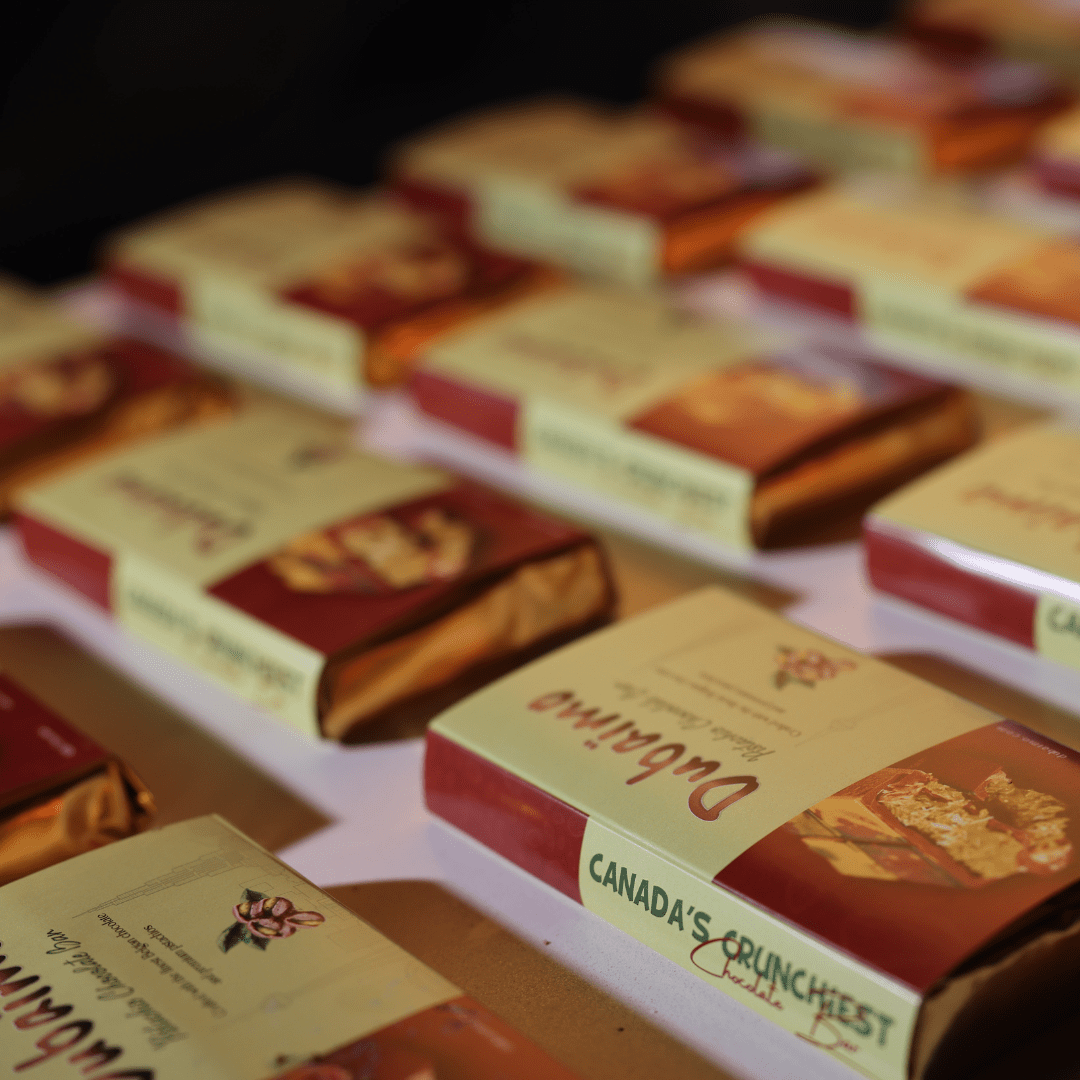 Dark Dubai Chocolate Bar Pistachio Delivery Big 200 Grams - Dubaimo Chocolates Toronto Montreal Ottawa Canada Wholesale