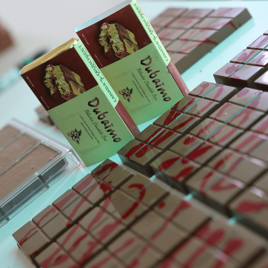 Dark Dubai Chocolate Bar Pistachio Delivery Big 200 Grams - Dubaimo Chocolates Toronto Montreal Ottawa Canada Wholesale